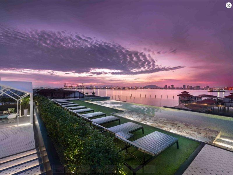 ザ プレステージ ホテル ペナン ジョージタウン エクステリア 写真 View of the Marina from the rooftop of the Marina Bay Sands