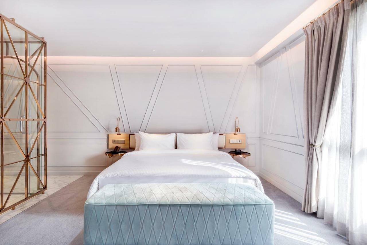 ザ プレステージ ホテル ペナン ジョージタウン エクステリア 写真 A bedroom at the hotel
